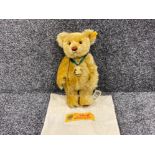 Steiff Bear 654756 “The 2001 Bear” in good condition with tags attached and bag