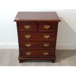 Small collectors 2 over 3 drawer chest with mahogany veneers and drop brass handles, 26"high, 21.