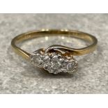 Ladies 9ct gold diamond 3 stone ring. Size P 1.5g