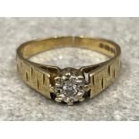 Ladies 9ct gold diamond solitaire ring. Size K 1.9g