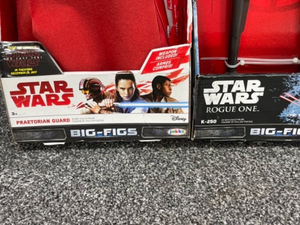 Star Wars x4 figures unopened including Rogue one Jyn Erso, Captain Phasma and more - Image 3 of 3