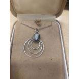 Sterling silver and mother of pearl pendant & chain, 4.5g gross