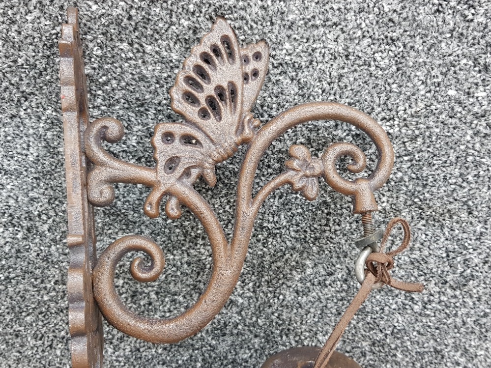 Cast metal outdoor butterfly bell - Image 2 of 2