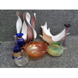 8 miscellaneous pieces of glassware including aseda glasbruk tulip vase, carnival glass bowl and 2