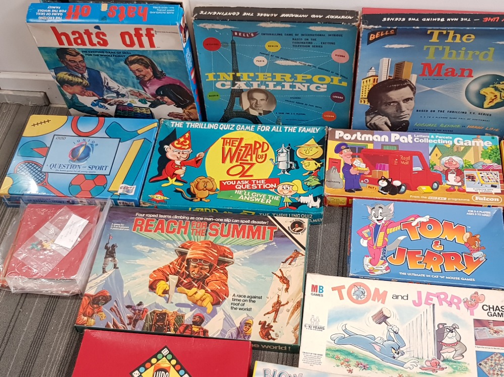 20 boxed vintage boardgames including Tom & Jerry, combination and reach for the summit etc - Image 3 of 3