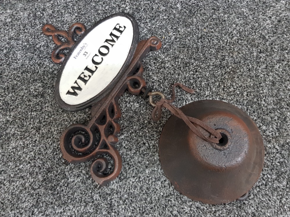 Cast metal outdoor welcome bell