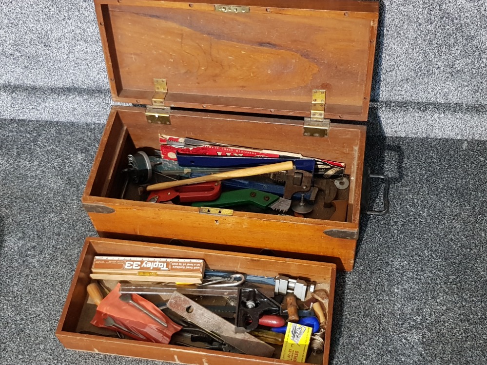 Twin handled metal bound Vintage wooden tool box containing miscellaneous handtools