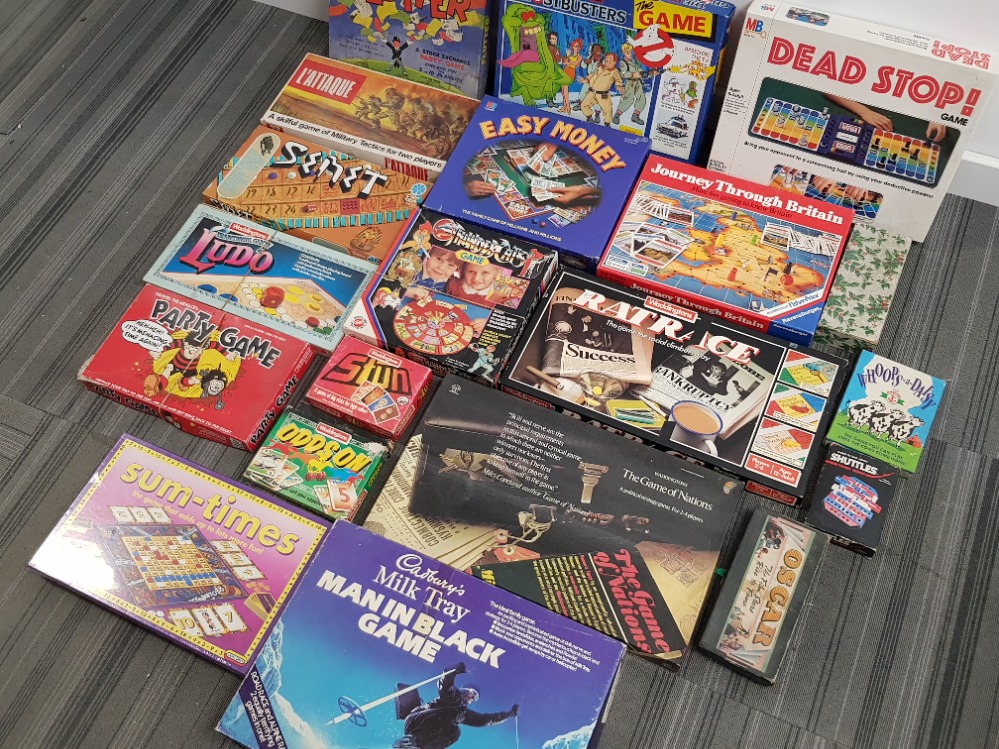 21 vintage boardgames all in original boxes including Ghostbusters, thundercats etc