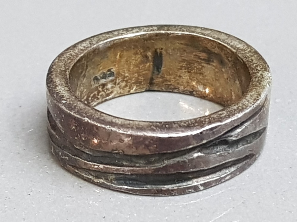 Silver heavy band ring, size P, 10.8G