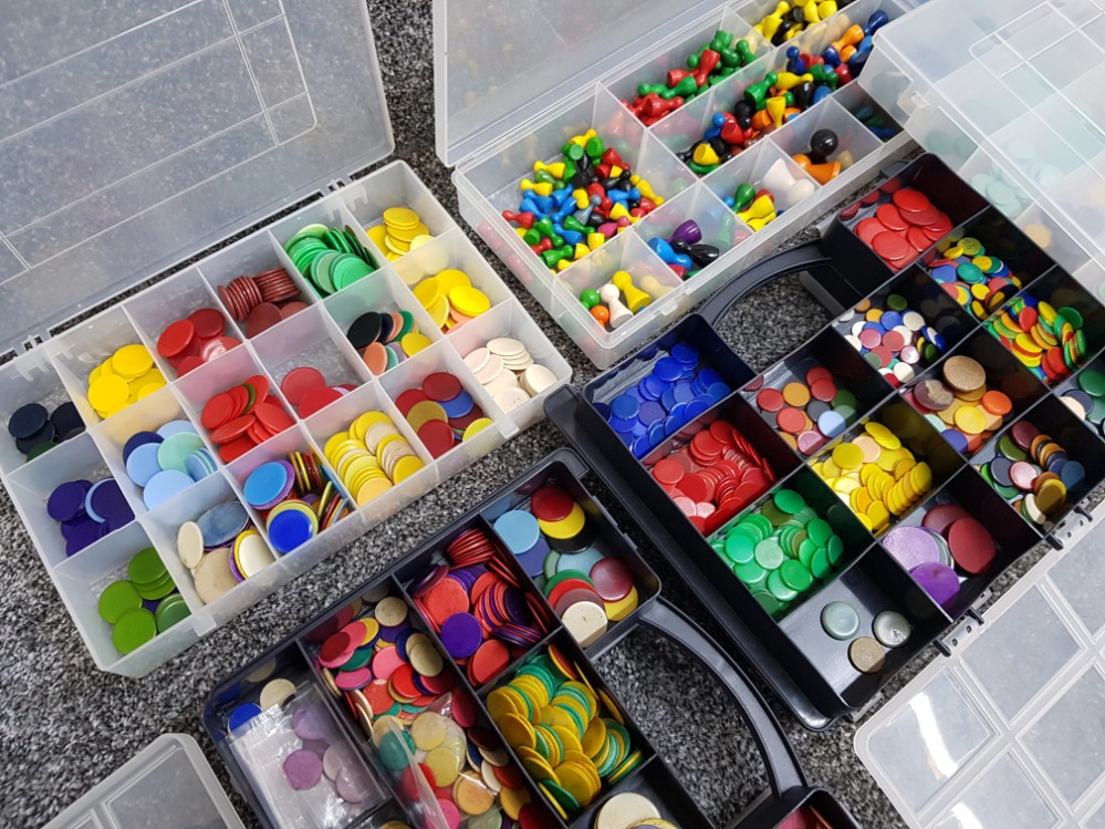 9 cases full of boardgame accessories, mainly tiddlywinks - Image 2 of 3