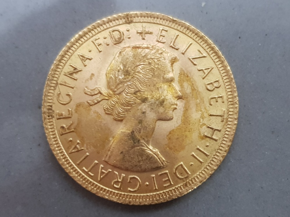 22ct gold 1965 full sovereign coin - Image 2 of 2