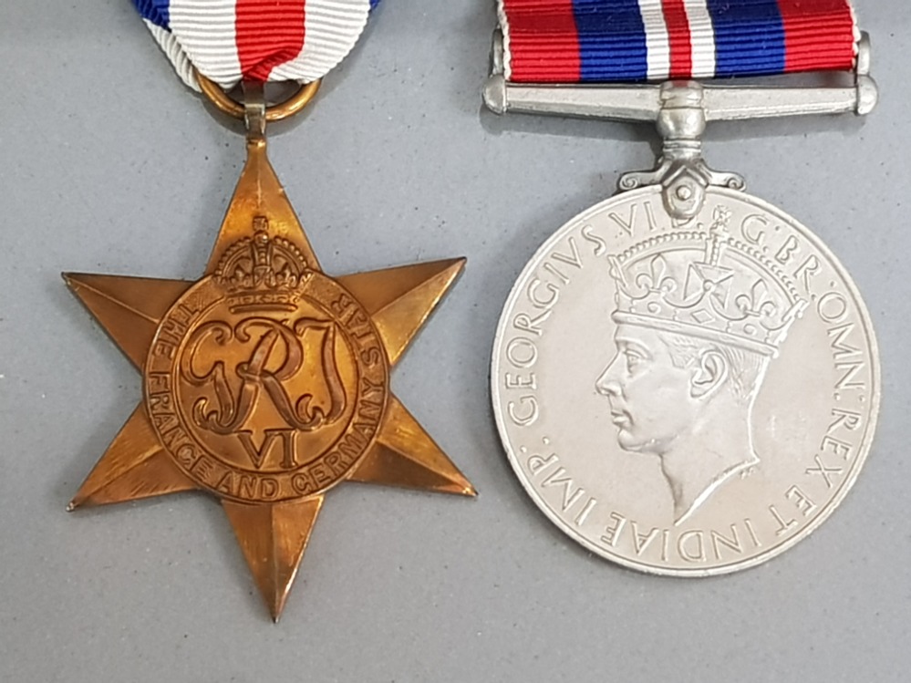 George VI 1939-1945 WWII service war medal & The france and Germany star, both with original - Image 2 of 3