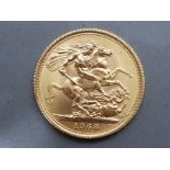 22ct gold 1968 full sovereign coin