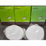 5 Neutron trade white thermoset plastic toilet seats, 3 boxed