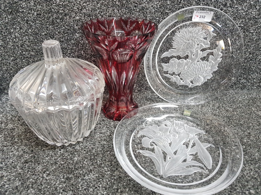 Pair of vintage Hoya japan art glass plates with floral designs together with ruby coloured vase and