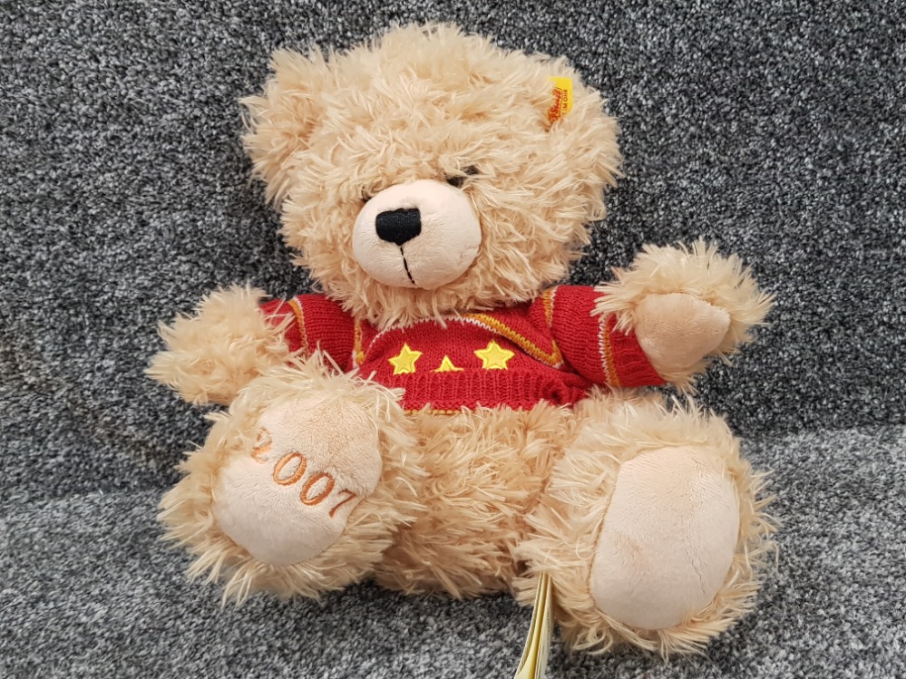 Steiff Bear 662522 "cosy bear" 2007 in good condition with tags attached