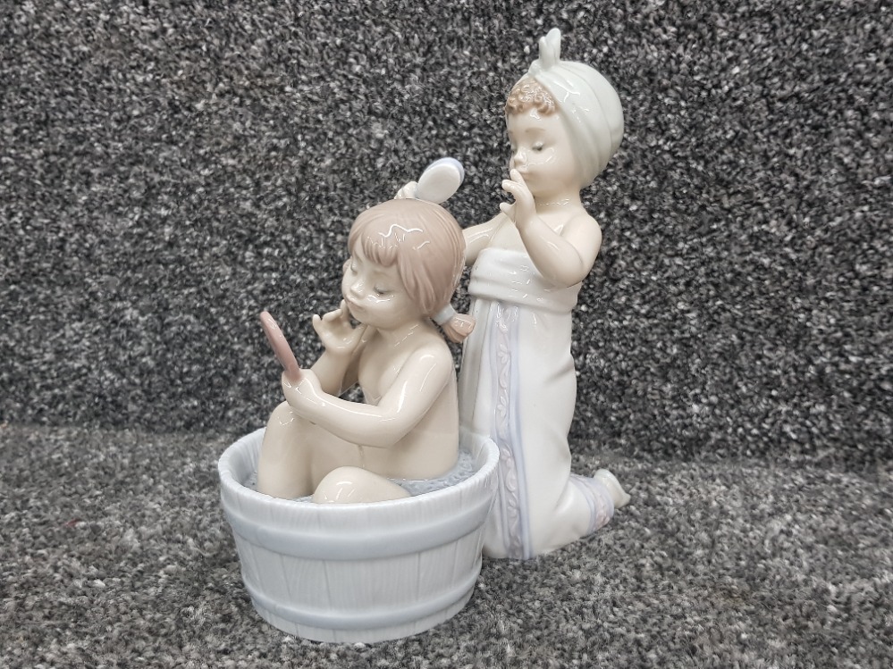 Lladro 6457 "Bathing Beauties" in good condition