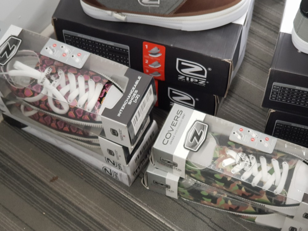 Zipz brand new trainers x20 different designs all in original boxes, sizes range from Uk 3-11 - Image 3 of 3