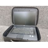 Hp compaq nx8220 laptop in carry bag with charger