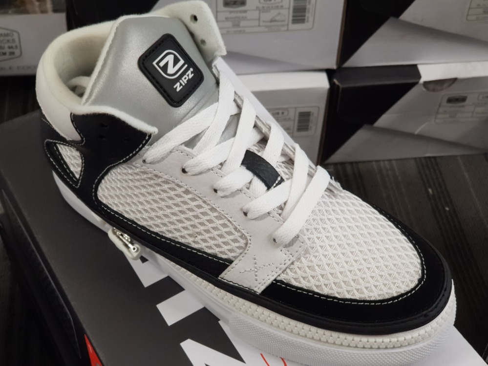 Zipz brand new trainers x20 different designs all in original boxes, sizes range from Uk 3-11 - Image 3 of 3