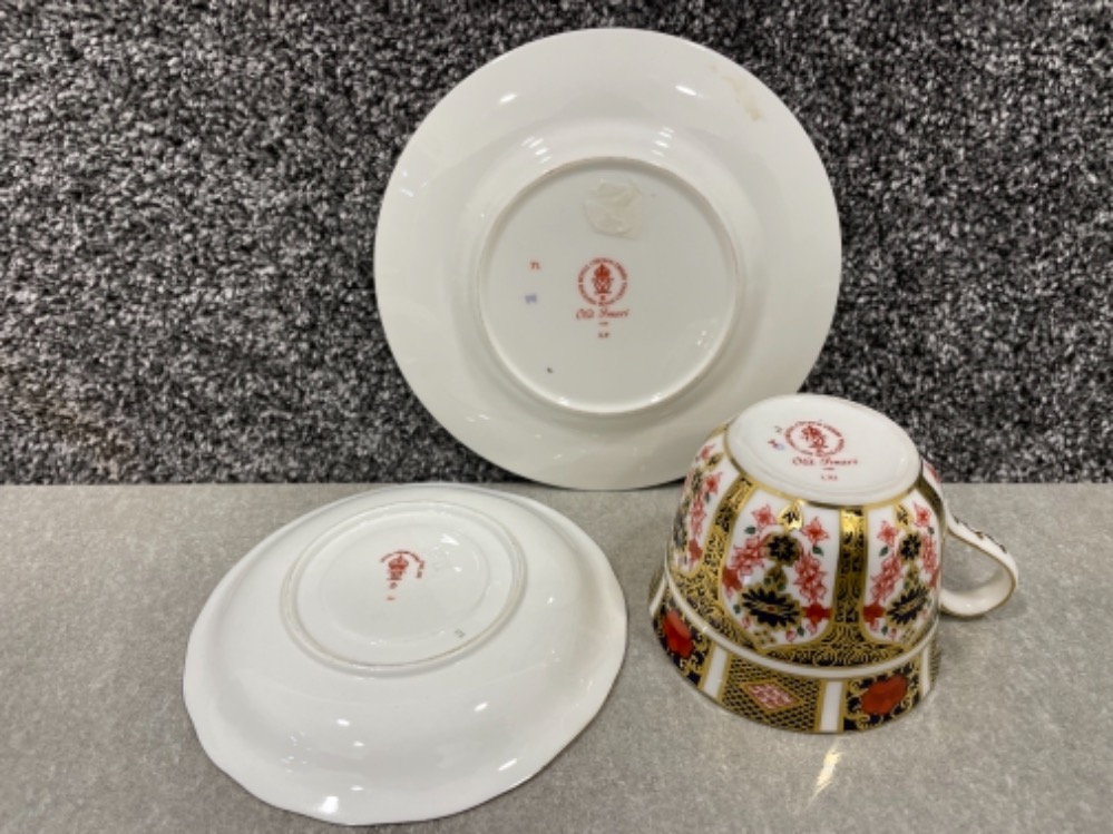 Royal Crown Derby old Imari patterned trio. In good condition. - Image 2 of 3