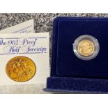 22ct gold proof Half-Sovereign QEII with box and cert