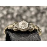 Antique Platinum and 9ct gold diamond ring. Size L 1.6g
