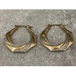 9ct gold hexagonal earrings (1.8g)