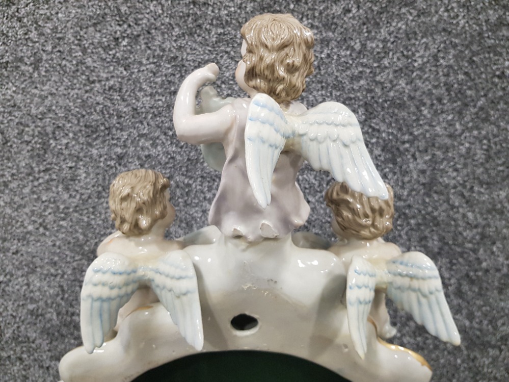 A late 19th century Sitzendorf porcelain toilet mirror decorated with cherubs and flowers 59 x - Image 4 of 6