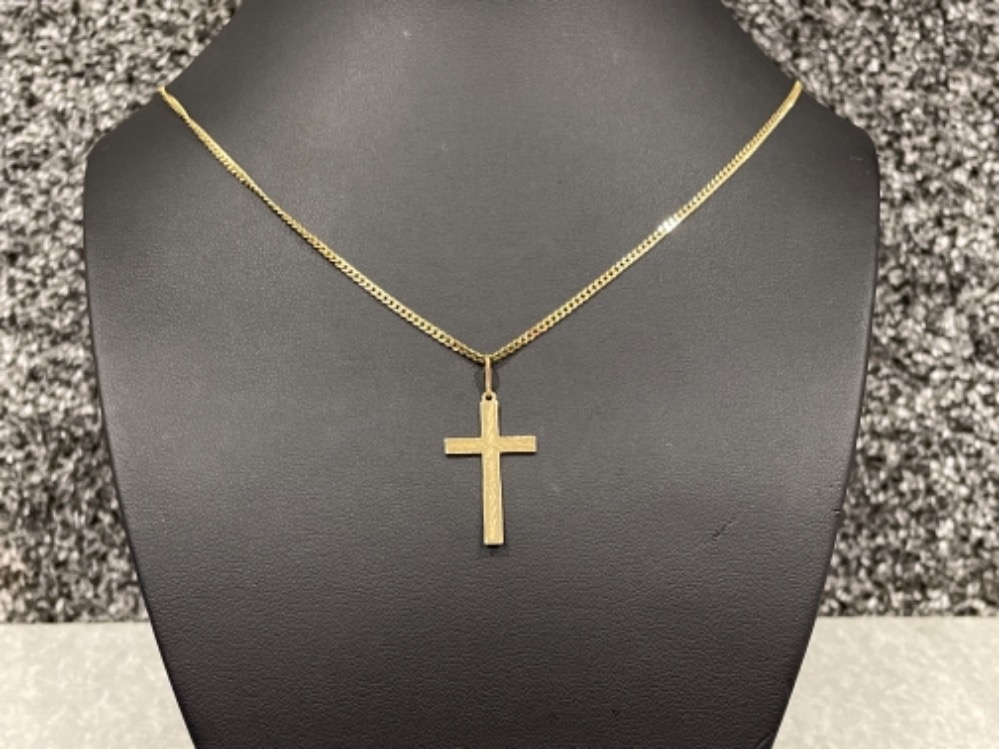 9ct gold cross pendant and 20” chain (4.4g)