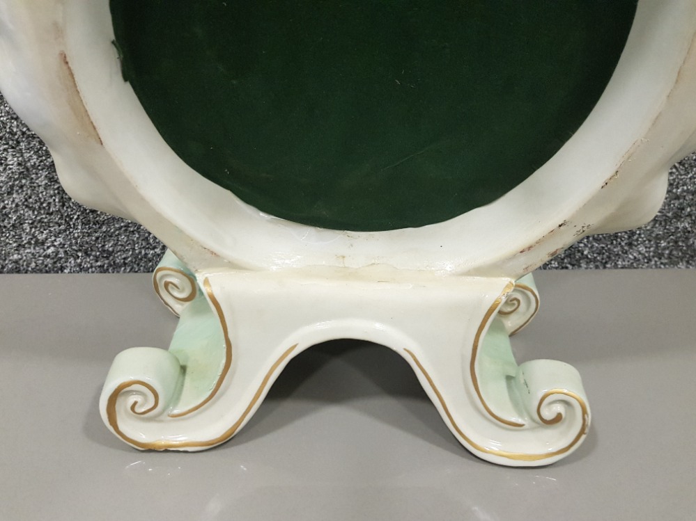 A late 19th century Sitzendorf porcelain toilet mirror decorated with cherubs and flowers 59 x - Image 5 of 6