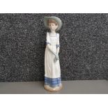 Large Nao by Lladro figure, elegant lady, height 32cm