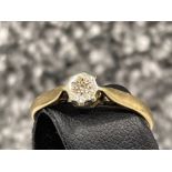 Ladies 9ct gold diamond solitaire ring. Size P 1.6g