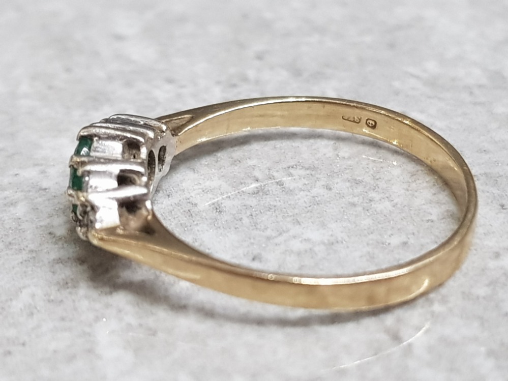9ct yellow gold & emerald ring with 2x sets of 3 diamonds on either side of centre stone, size K½, - Image 2 of 2