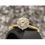 Ladies 14ct gold white stone solitaire ring. 2.7g size N