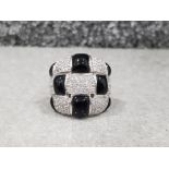 Silver stone set bellezza ring with black and white stones in original box size n1/2 18.6g gross