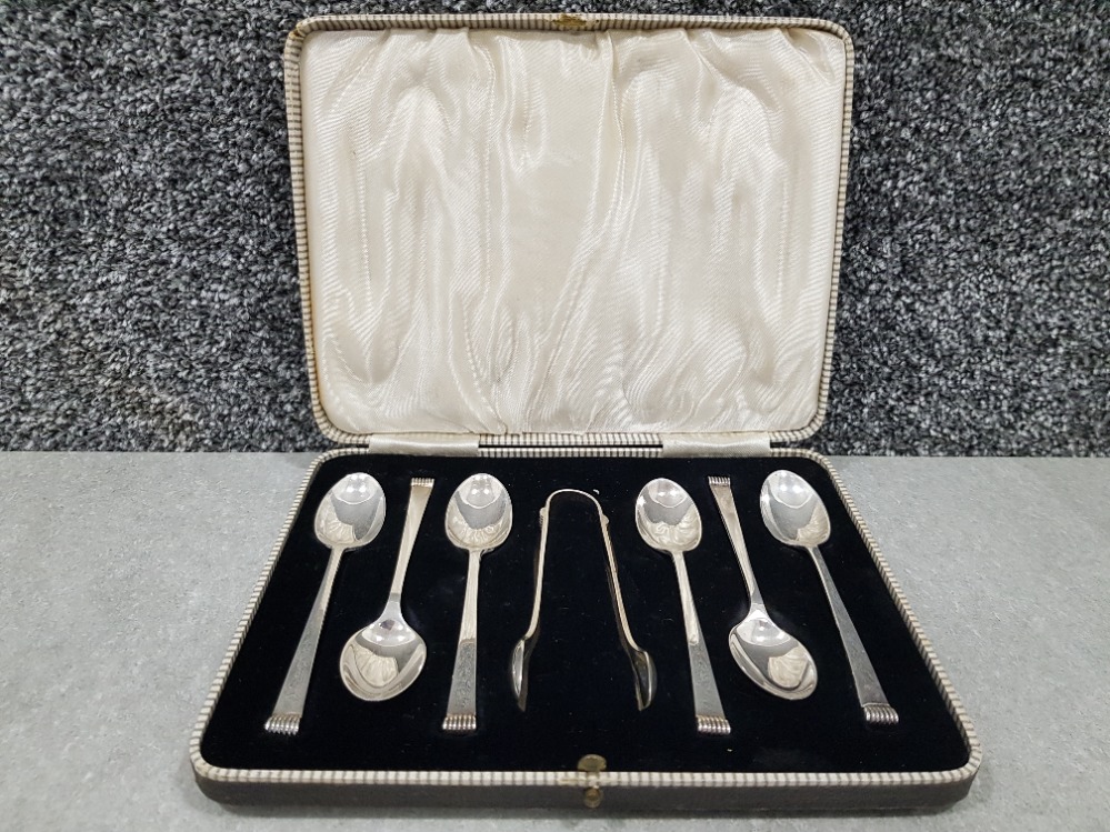 Set of 6 silver teaspoons and sugar tongs dated 1939/1940 Sheffield 100g