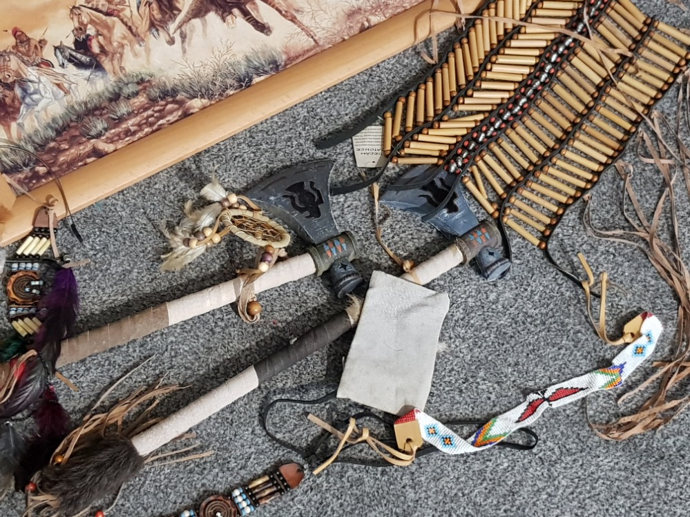 Box of native american items, including ornamental tomahawks, 2 pictures, headwear etc - Image 3 of 3