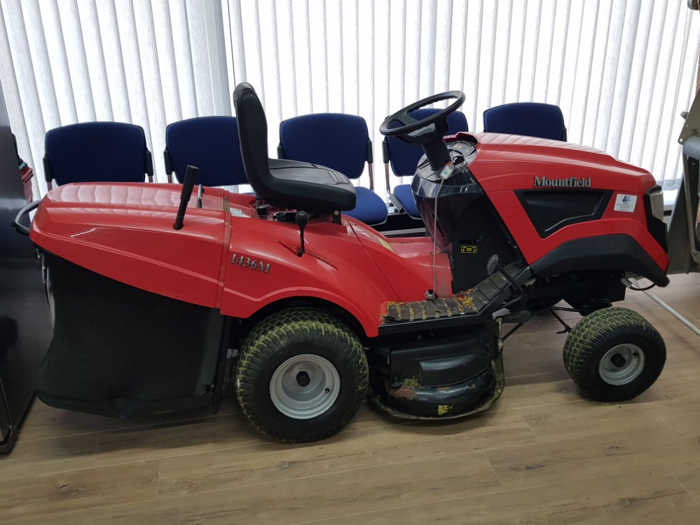 Mountfield model 1436m front engine lawn tractor mower