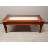 Mahogany empire style display coffee table, 125x61cm, 46cm