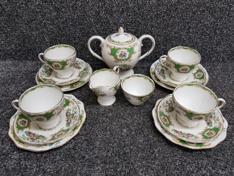 15 pieces of Foley tea china, Broadway pattern