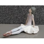 Lladro 1356 Phyllis seated ballerina figurine