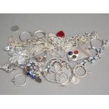 Bag of miscellaneous jewellery, also includes hallmarked silver and enamelled ship anchor badge etc