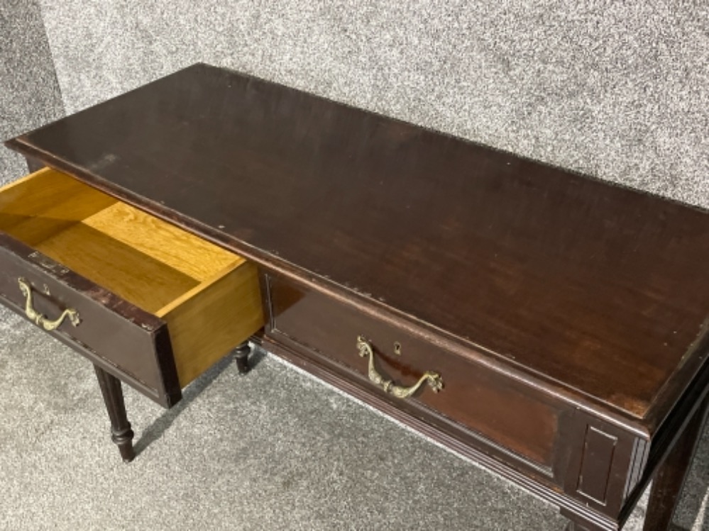 Mid victorian period mahogany 2 drawer cutlery table with oak carcass and clear drawers with - Image 4 of 4