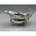 Sterling silver sauce boat, hallmarked Edinburg 1932/33 (6oz) (Not apart of the estate)