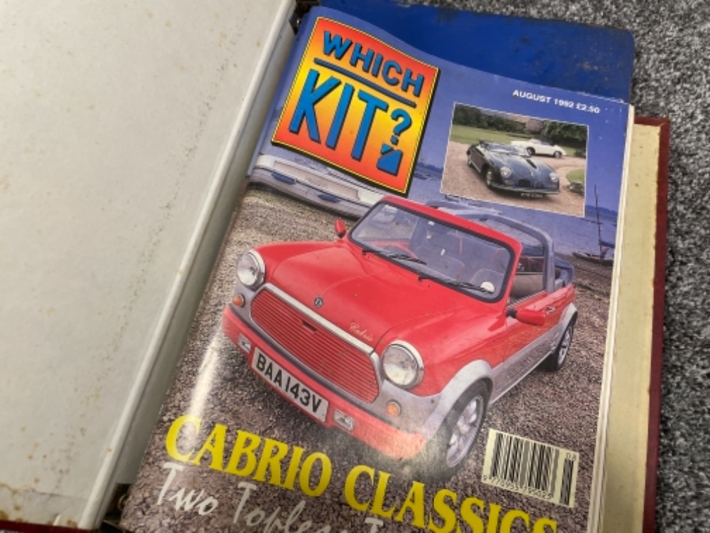 Approx 20 kit car magazines dating 1992 and also 3 binders of similar interest - Bild 2 aus 3