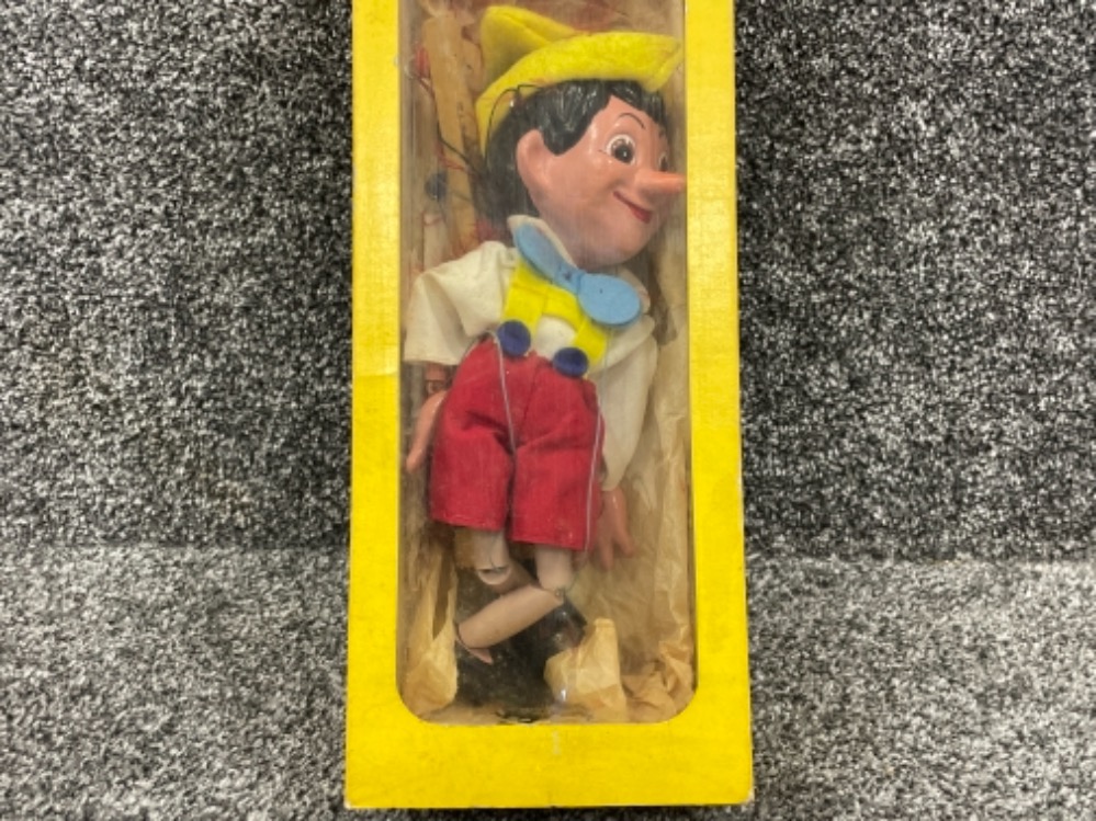 Vintage Pelham puppets Pinocchio in original box - Image 2 of 3