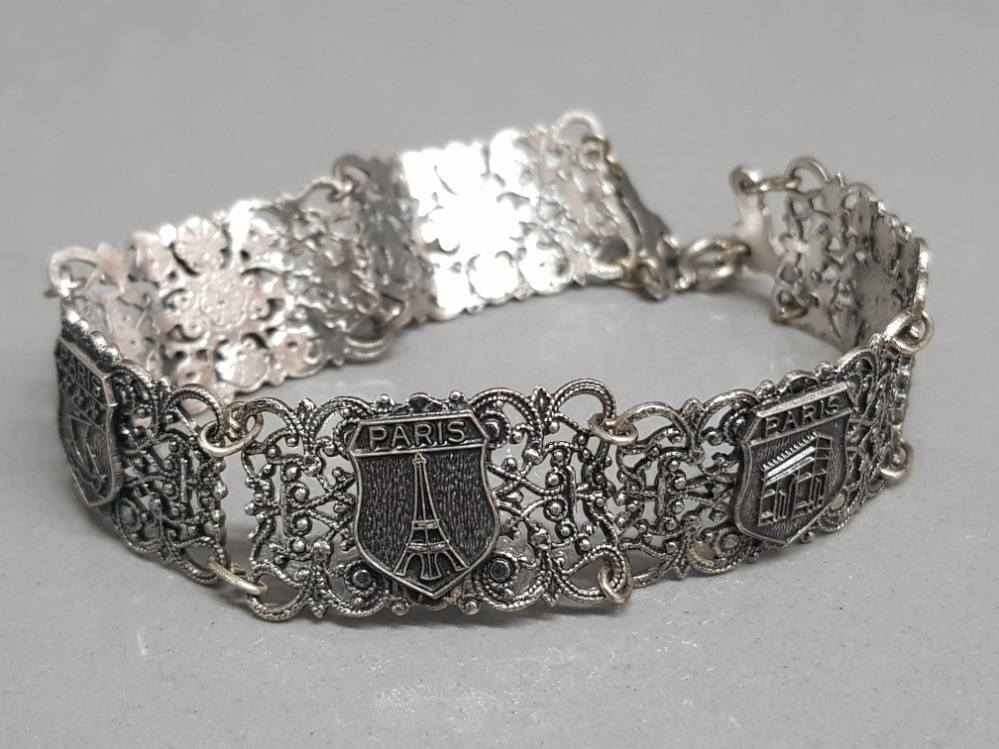 Ladies silver ornate paris bracelet with bolt catch, 18.6g