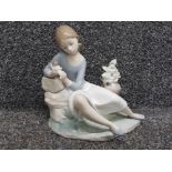 Lladro figure 4836 Rosalinda - he loves me/he loves me not