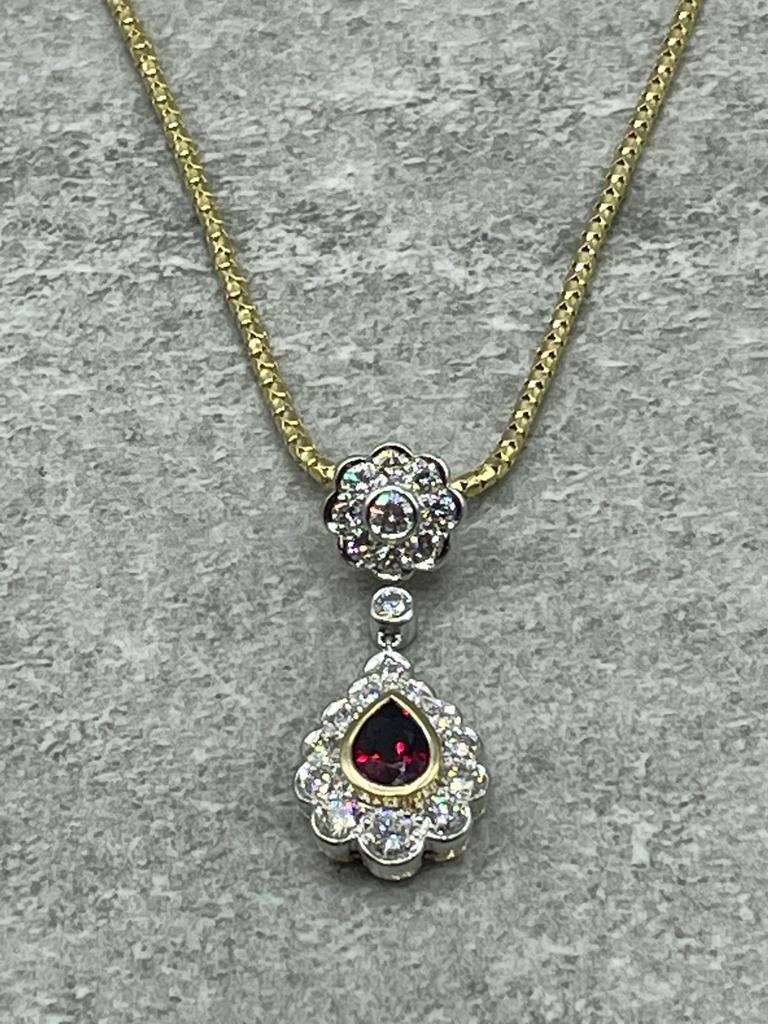 18ct White & Yellow Gold Pear Shaped Natural Ruby (.75ct) & Diamond Cluster (2.0ct) Pendant with 18? - Bild 3 aus 3
